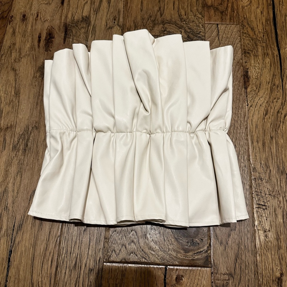 Do+Be Cream Top Size M